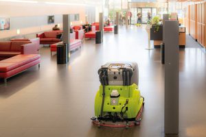 Reinigungsroboter_Adlatus_in_der_Asklepios_Klinik_Barmbek_1