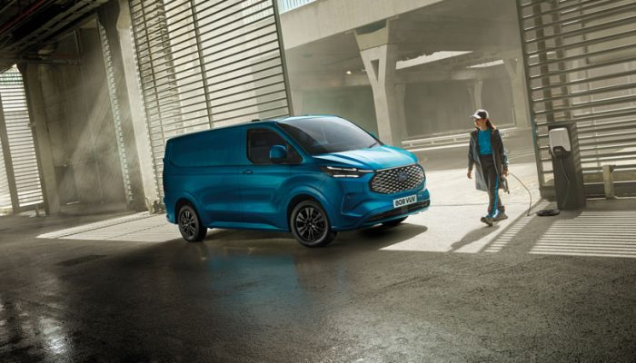 2022_FORD_E-TRANSIT_CUSTOM_03-c-ford