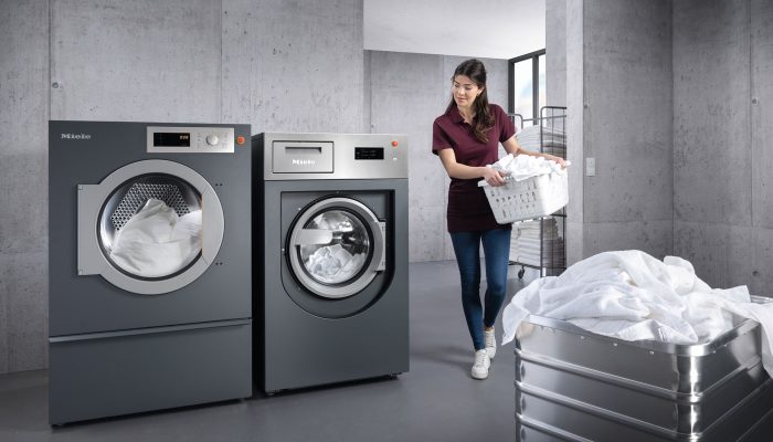 Wäschereimaschinen von Miele der Generation The New Benchmark Machines. Für ausgewählte Modelle erhält man bis 31.05.2024 einen Jubiläumsvorteil von bis zu 1.000 Euro © Miele