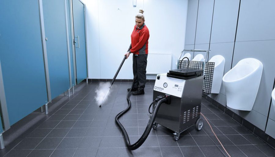 Nilfisk-2-Steam-Cleaning